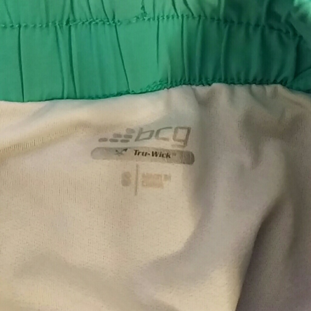 Running shorts - Picture 3 of 3